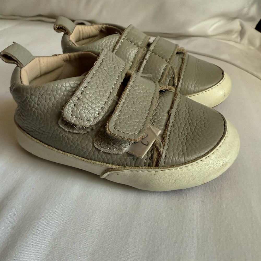 GRAY Little Lovebug Low Top Sneaker